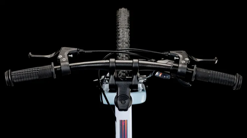 Cube Numove 200 - in Pink / White-6